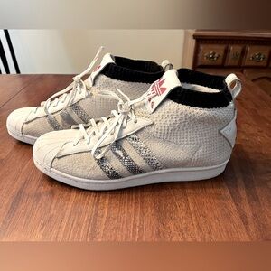 Adidas, United arrows and Sons ultra star cloud white
